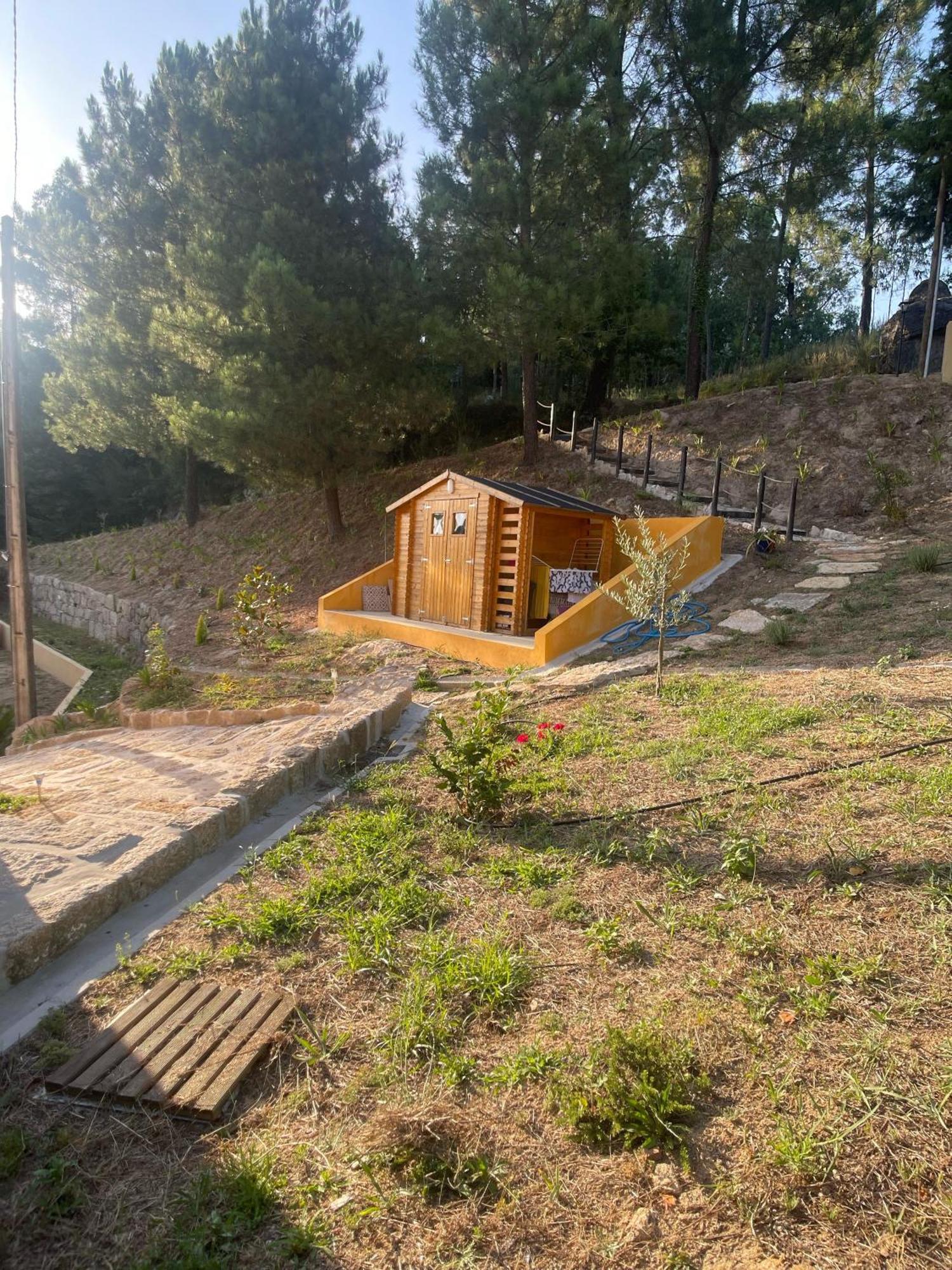 Nascente, Place In Nature Next To A Waterfall Loureiro  外观 照片